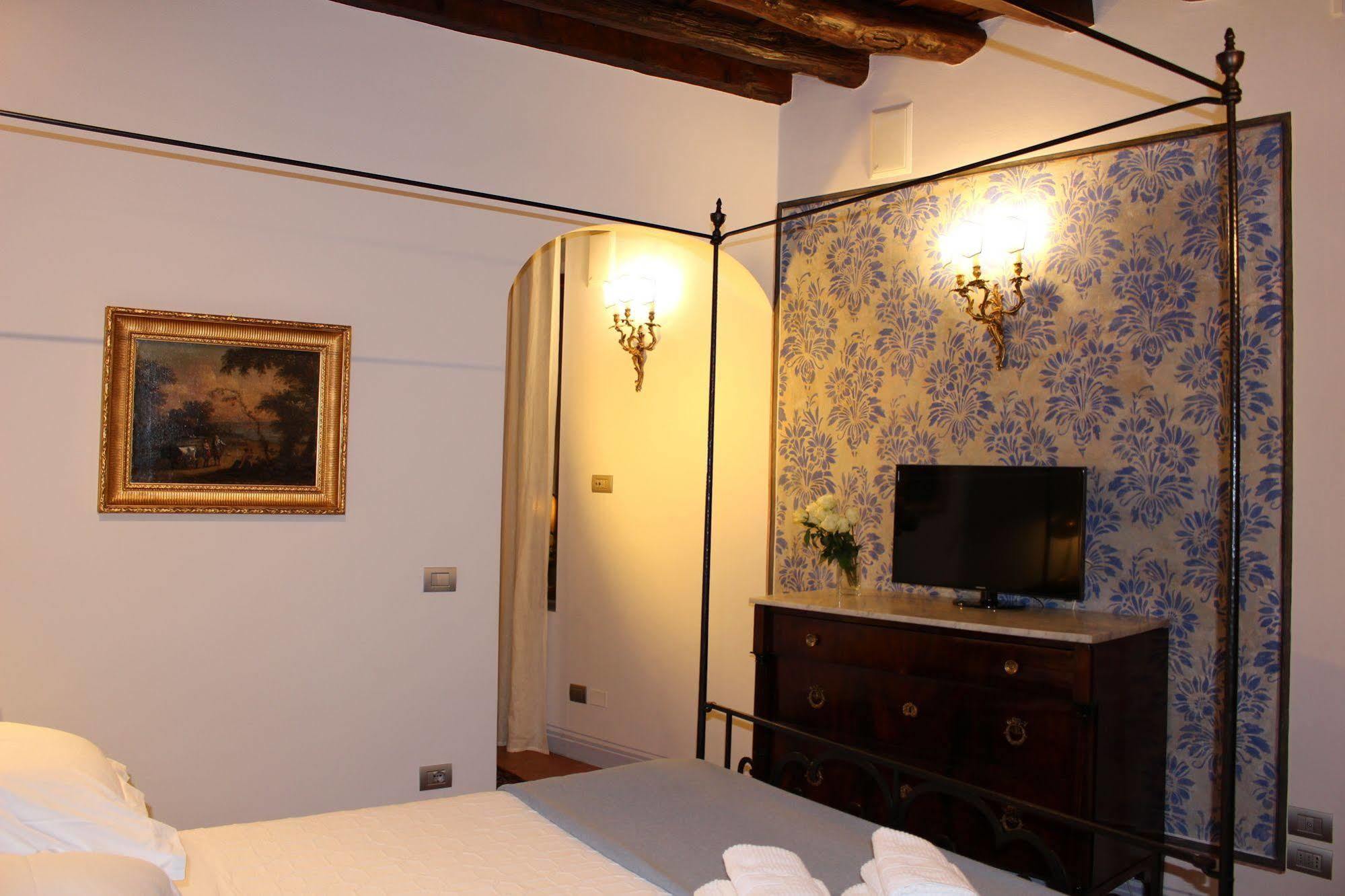 B & B Righi In Santa Croce Φλωρεντία Εξωτερικό φωτογραφία